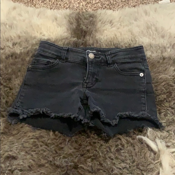 Shorts - Picture 1 of 2